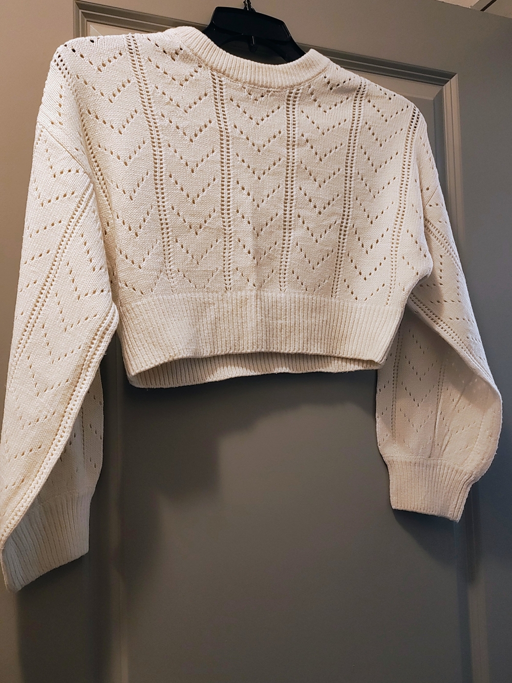 H&M Cream Pointelle Cropped Crewneck Sweater